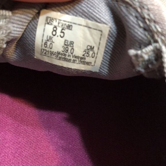 Vans slip on khaki color size 8.5 - Picture 9 of 9